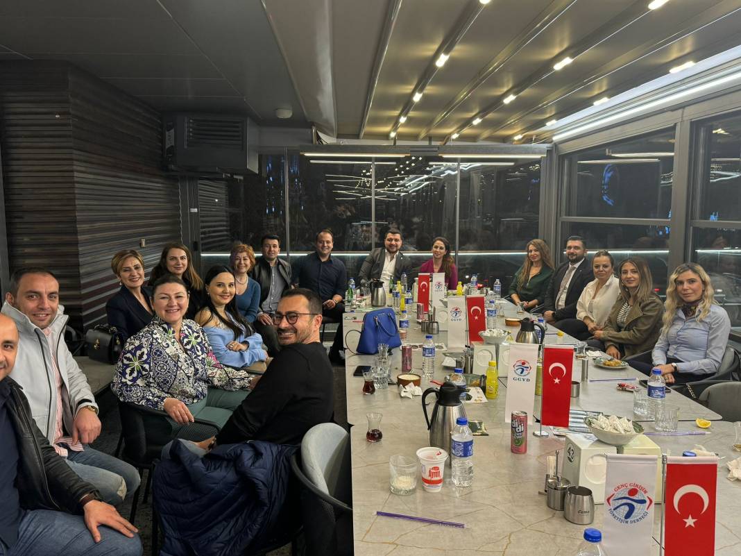 Girişimciler iftarda buluştu 2